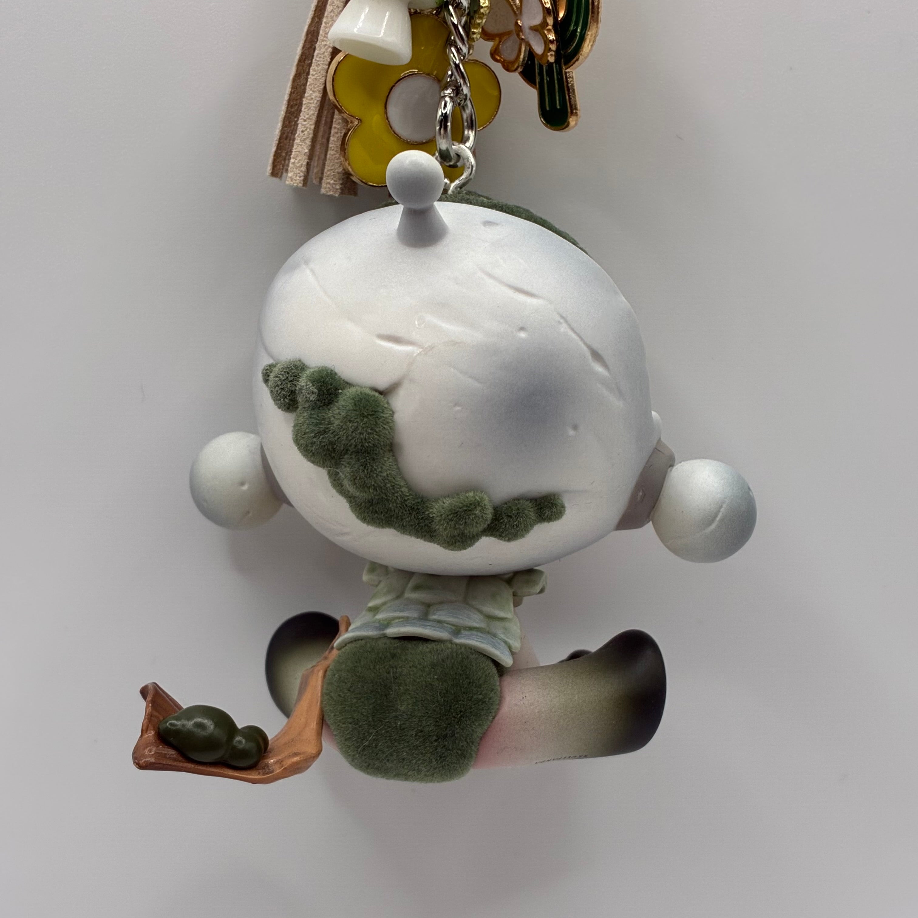 Skullpanda Ink Plum Blossom Figurine Handmade Keychain - The Moss