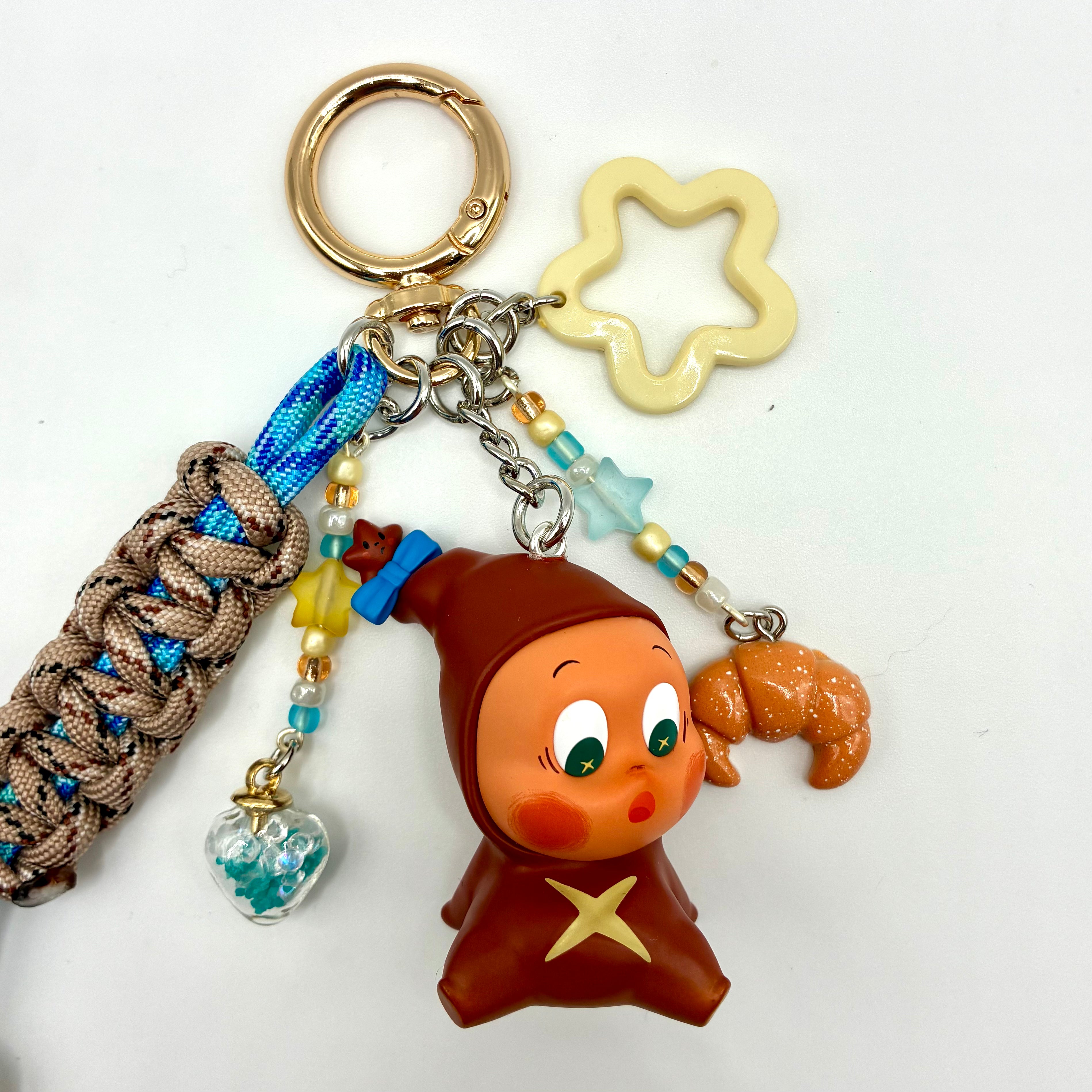 Twinkle Bag Charm - Pretzel